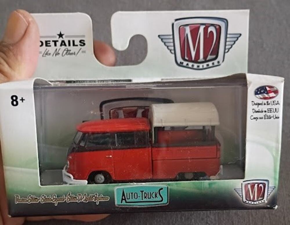 M2 Machines VW Auto-Trucks Titanium Diecast 1:64 Lot of 2 Volkswagen
